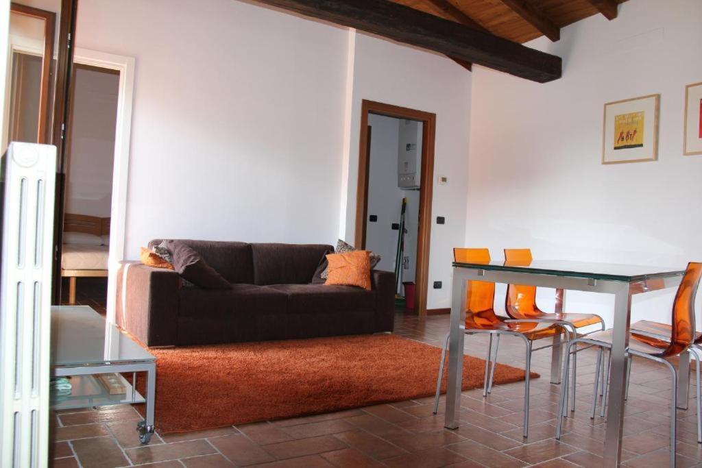 Bilocale Salice Terme Apartment ภายนอก รูปภาพ
