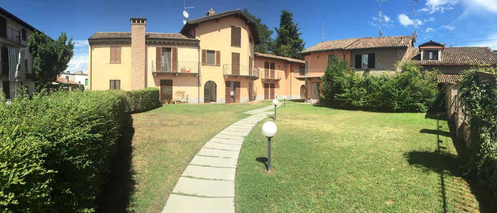 Bilocale Salice Terme Apartment ภายนอก รูปภาพ